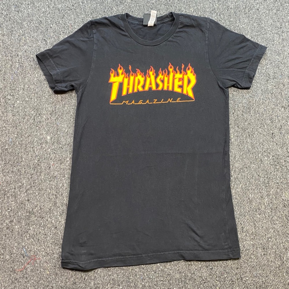 Thrasher Flame Logo TShirt Sz S Mens Black Skater Streetwear Graphic Tee